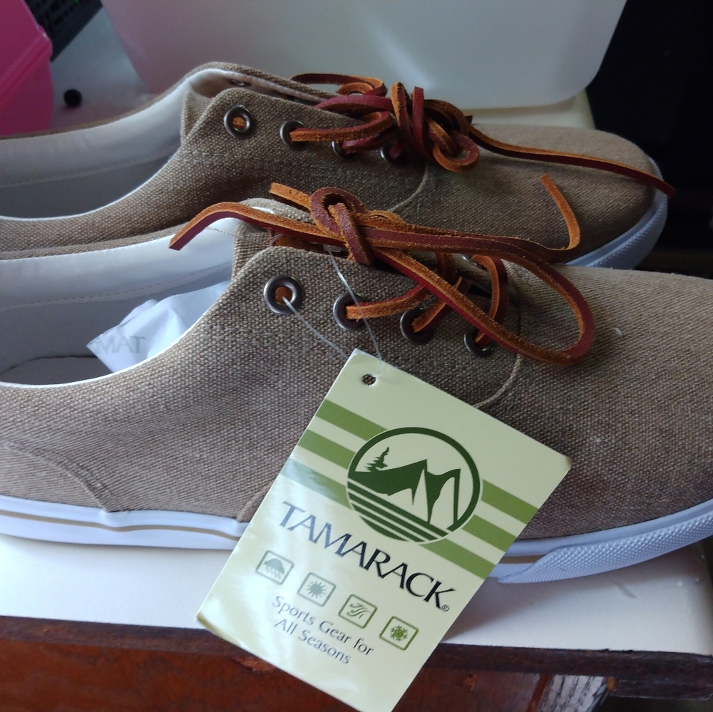 Women's shoes